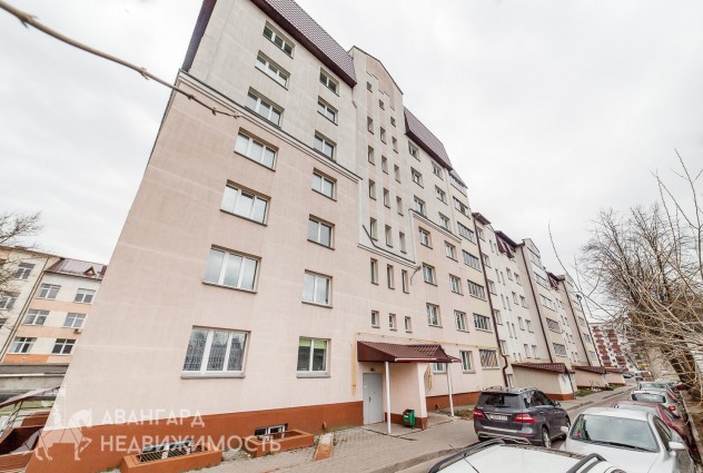 Фото Двухкомнатная современная квартира в тихом центре Минска — 27