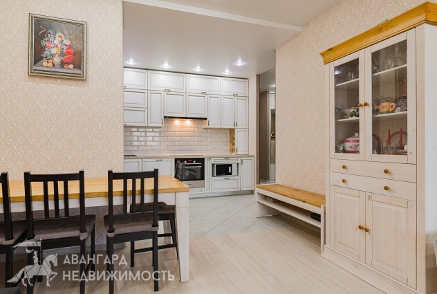 Фото Уютное гнездышко для семьи! 4-комнатная  квартира в каркасно-блочном доме возле метро Грушевка — 3