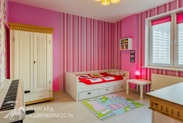 Фото Уютное гнездышко для семьи! 4-комнатная  квартира в каркасно-блочном доме возле метро Грушевка — 19