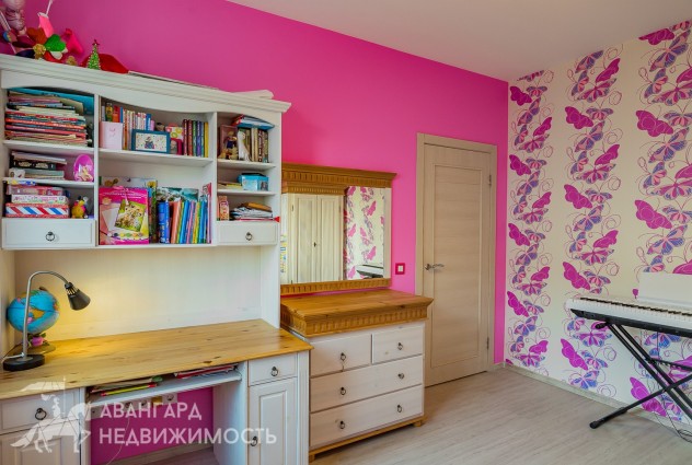 Фото Уютное гнездышко для семьи! 4-комнатная  квартира в каркасно-блочном доме возле метро Грушевка — 23