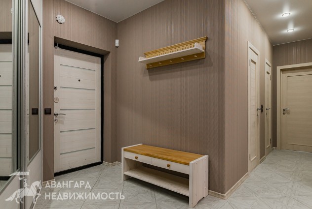 Фото Уютное гнездышко для семьи! 4-комнатная  квартира в каркасно-блочном доме возле метро Грушевка — 31