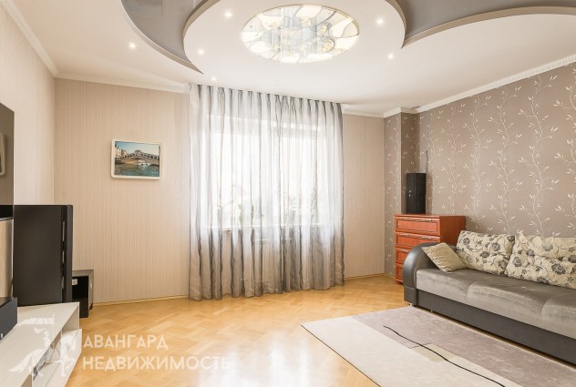 Фото Добротная 2-комнатная квартира по адресу: ул. Тимошенко,8 — 1