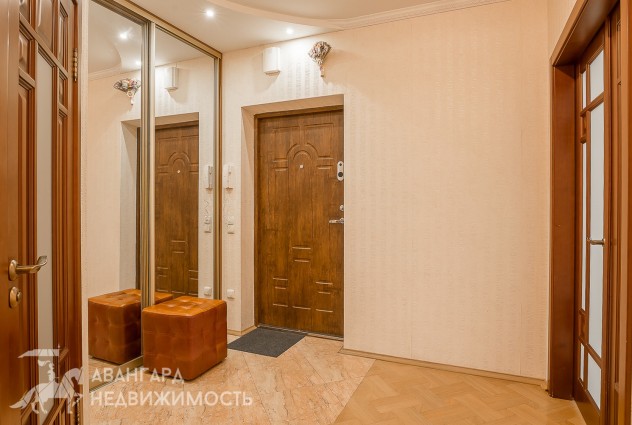 Фото Добротная 2-комнатная квартира по адресу: ул. Тимошенко,8 — 21