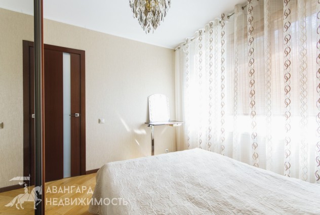 Фото Отличная укомплектованная 4-комнатная квартира на Рокоссовского 53 — 13