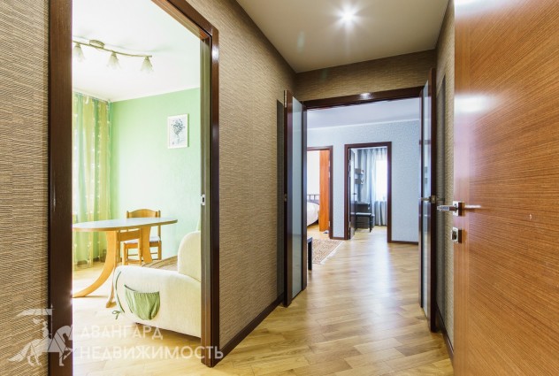 Фото Отличная укомплектованная 4-комнатная квартира на Рокоссовского 53 — 21