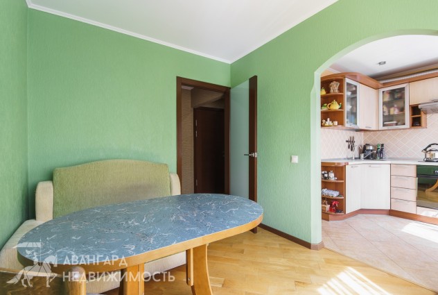 Фото Отличная укомплектованная 4-комнатная квартира на Рокоссовского 53 — 33