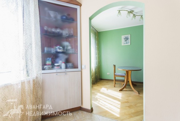 Фото Отличная укомплектованная 4-комнатная квартира на Рокоссовского 53 — 39