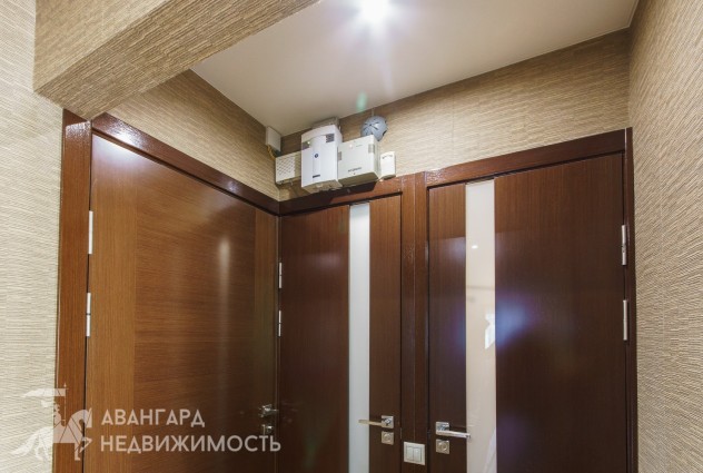 Фото Отличная укомплектованная 4-комнатная квартира на Рокоссовского 53 — 47