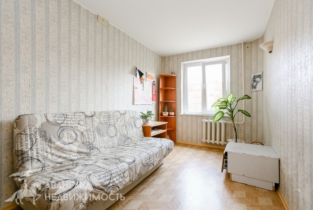 Фото Продается 4 комнатная  квартира в экологически чистом районе Минска по улице 50 лет Победы, д. 7 — 25