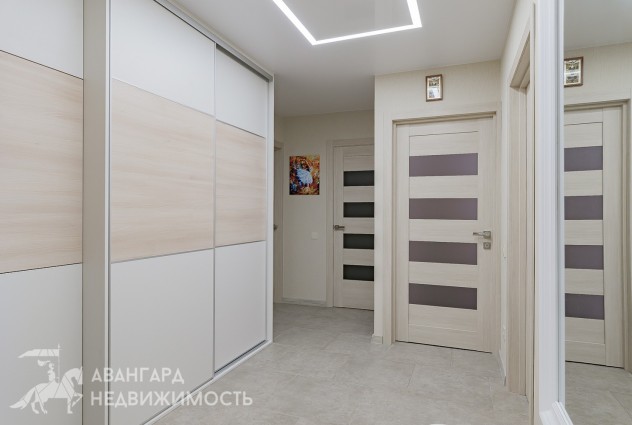 Фото Новая Трехкомнатная квартира с ремонтом, метро Михалово — 41