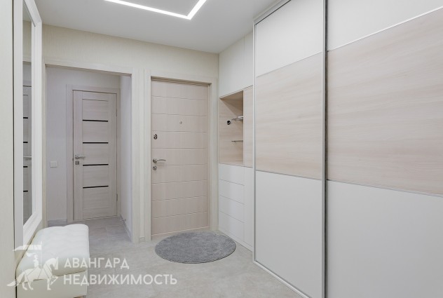 Фото Новая Трехкомнатная квартира с ремонтом, метро Михалово — 45