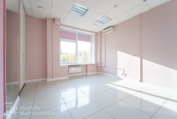 Фотография - Офисы 217,7- 679 кв.м. в центре Минска (ст.м. Якуба Коласа)
