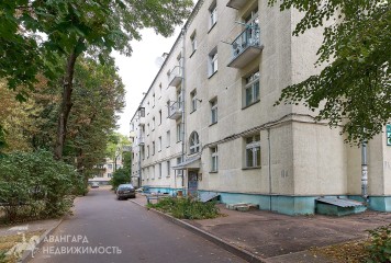 Фотография - 2-комнатная квартира - сталинка в тихом центре!