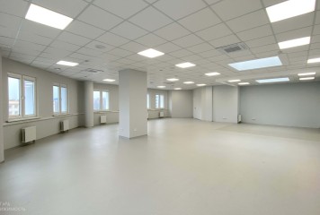 Фотография -  Аренда офисов 96,3 м² и 147,8 м² возле метро “Молодежная”