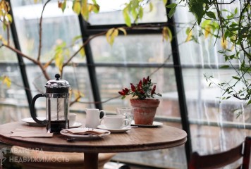 Фотография объекта - Кофейня с балконом и террасой. Без конкуренции.