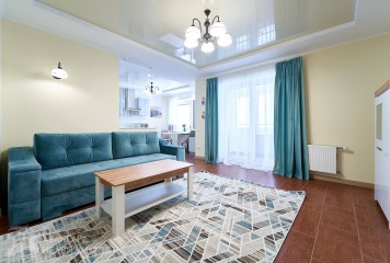 Фотография - Просторная студия с панорамным видом в мкр. Лебяжий, ул. Мястровская 12.