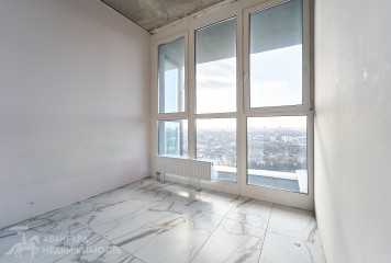 Фотография - 2-ком. панорамная квартира с потолками 3 м