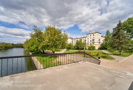 2-ком. сталинка в центре около метро 