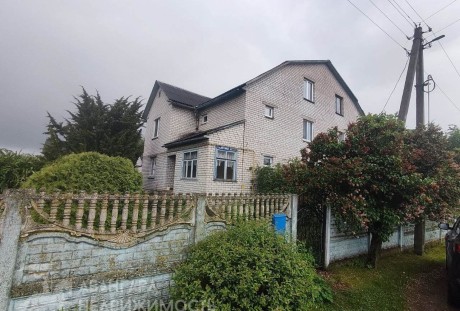 Дом кирпичный с участком 9.6 сот  в  г. Дзержинск