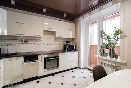 Двухкомнатная квартира в шаговой доступности у метро "Петровщина". 