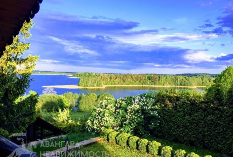 Продажа дома на берегу озера д. Гуры