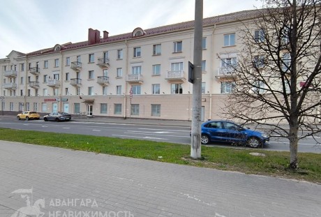 Продается уютная квартира возле станции метро «Автозаводская».