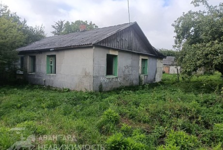Продается квартира в двухквартирном жилом доме в д. Михановичи!