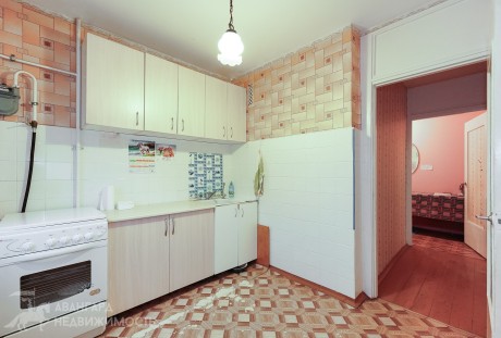 В продаже 1-комн квартира в Зеленом луге!