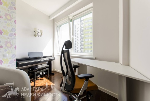Фото   ЖК Каскад, 2-комнатная квартира с отличным ремонтом и панорамным видом! — 41