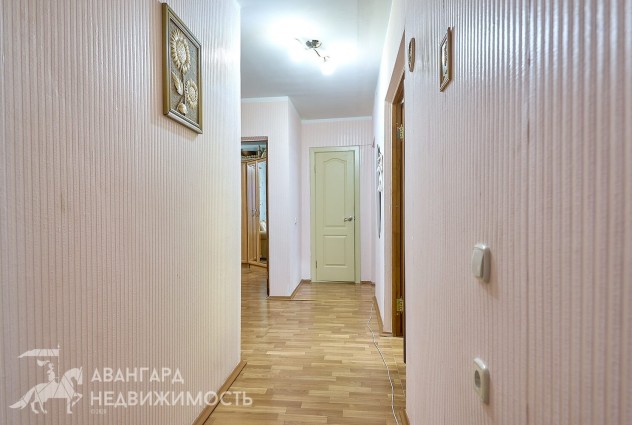 Фото 3-к квартира улучшенной планировки в кирпичном доме в экологичном районе Боровляны, аг. Лесной 34. — 7