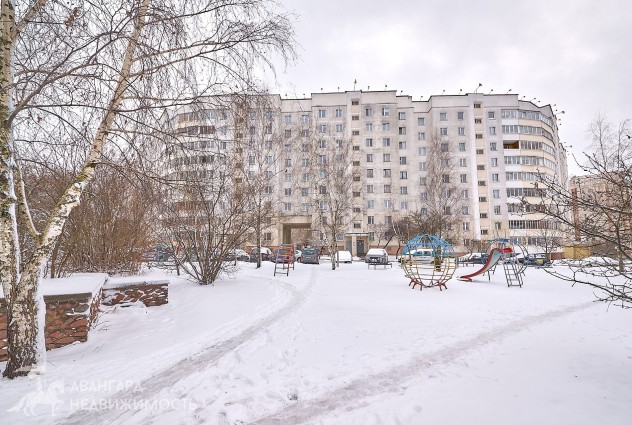 Фото 4-комнатная квартира в центре на ул. Заславской, 12 — 47