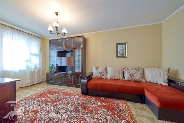 Фото Солнечная 2-комнатная квартира в Малиновке, ул. Есенина 53 — 7