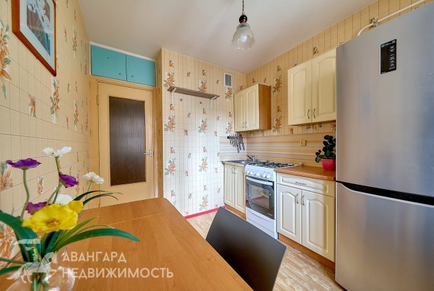 Фото Солнечная 2-комнатная квартира в Малиновке, ул. Есенина 53 — 21