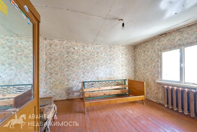 Фото Привлекательность домовладения увеличивается с годами! Двухуровневый кирпичный дом на пересечении улиц Васнецова и Айвазовского. — 35
