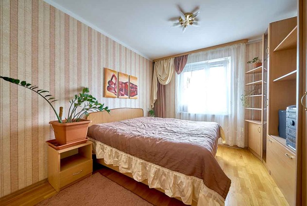 Фото Перемещайтесь туда, где жизнь лучше. Жить в городе и дышать сосновым лесом! Двушка  в Уручье, 17 и 12 м2 — 1