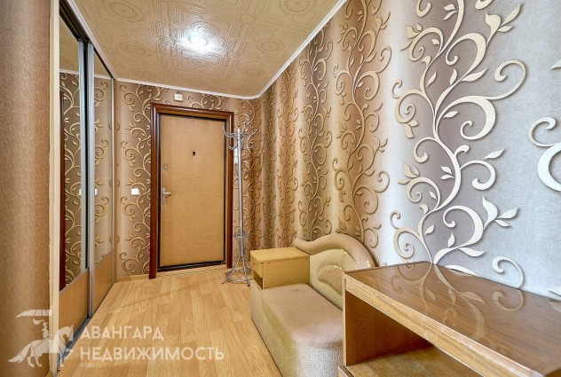 Фото Солнечная 4-комнатная квартира с большой кyхней в Малиновке, ул. Есенина 113 — 49