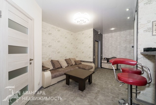 Фото 4х комнатная квартира с ремонтом. Современный дом 2016 года. Проспект Дзержинского 127. — 3