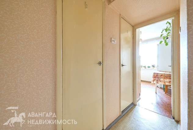 Фото Продается 4-х комнатная квартира недалеко от станции метро Уручье, очень удачное расположение! — 9
