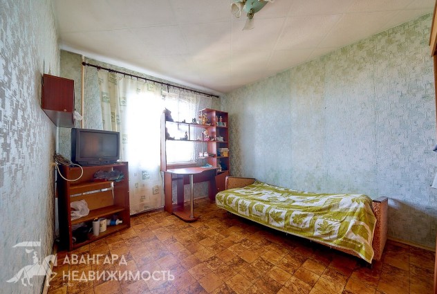 Фото 4-комнатная квартира по ул. Есенина, 16,  до ст.м. Малиновка 800 метров! — 7