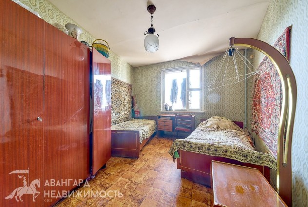 Фото 4-комнатная квартира по ул. Есенина, 16,  до ст.м. Малиновка 800 метров! — 13