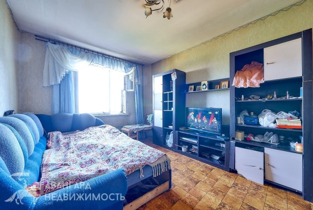 Фото 4-комнатная квартира по ул. Есенина, 16,  до ст.м. Малиновка 800 метров! — 15