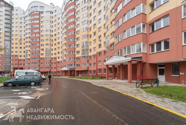 Фото Новая квартира с евроремонтом в ЖК «Мегаполис» возле метро «Малиновка»  — 49