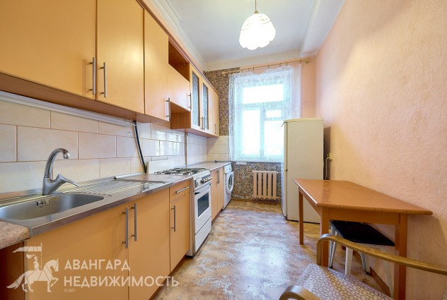 Фото Ваш собственный маленький мир. 1- комнатная квартира в сталинке по адресу Чайкиной, 13.   — 9