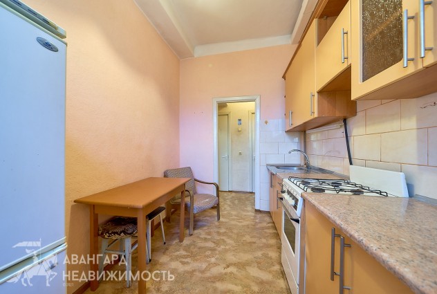 Фото Ваш собственный маленький мир. 1- комнатная квартира в сталинке по адресу Чайкиной, 13.   — 11