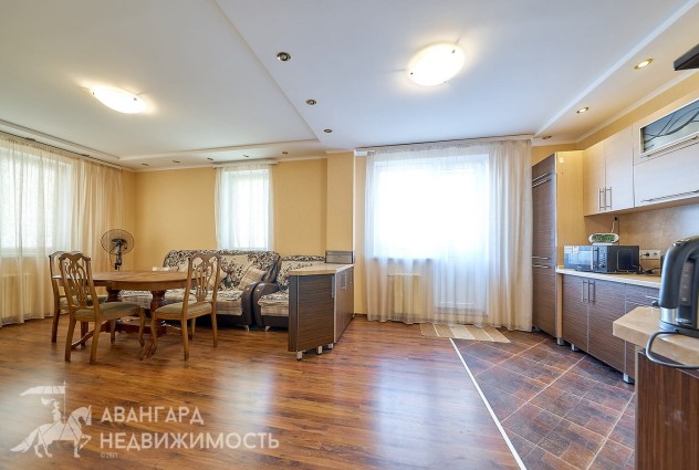 Фото 3-комнатная квартира на Притыцкого. Всего 620 метров до станции метро «Пушкинская»! — 15