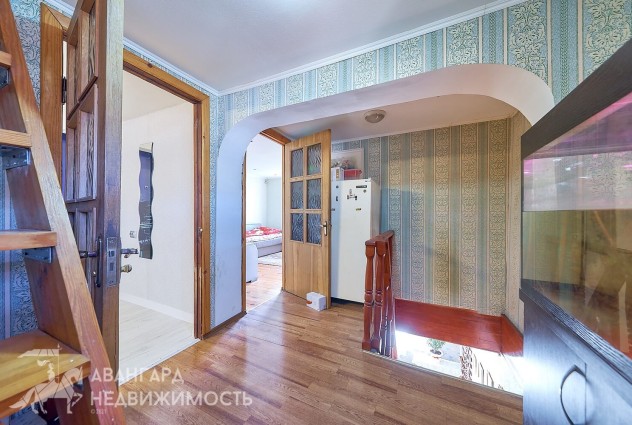 Фото Продается 5-комнатный дом по ул. Челюскинцев, 600 метров до ст.м. Автозаводская — 47