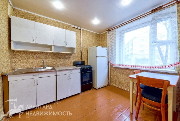 Фото Кирпичная 2-комнатная квартира с удобной планировкой.  400 метров до метро! — 3