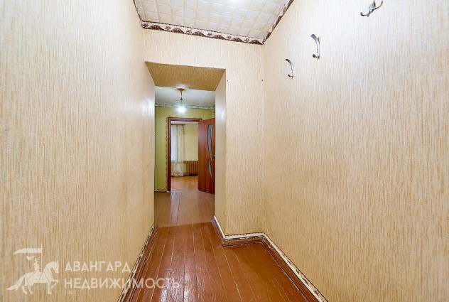 Фото Кирпичная 2-комнатная квартира с удобной планировкой.  400 метров до метро! — 33