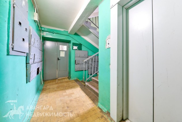 Фото Кирпичная 2-комнатная квартира с удобной планировкой.  400 метров до метро! — 35