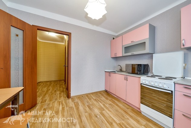 Фото Эй, взгляните, взгляните! 1-комнатная квартира в доме 2015 г.п по ул. Максима Горецкого, 1 — 5